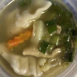 Taste Kitchen - Wonton soup