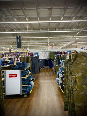 Walmart Supercenter by null