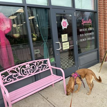 Rose Dough Donuts - Outside, Gracie - Donuts Near Me - Columbus, Ohio