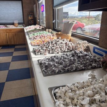 Chocolate Nugget Candy Factory - Saltwater taffy - Candy Stores Near Me - Carson City, Nevada Chocolate Nugget Candy Factory - Saltwater taffy - Candy Stores Near Me - Carson City, Nevada