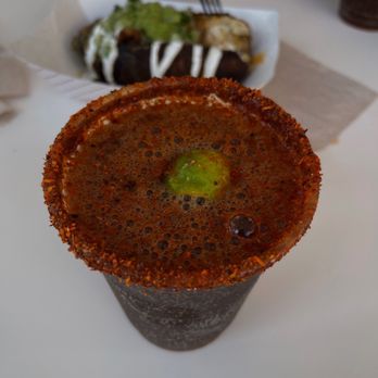 Hollywood Lounge - Mala Suerte Michi - - Beverage Store Near Me