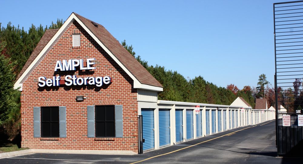 AMERICAN FLAG SELF STORAGE Updated June 2024 10 Photos 2474 Hope