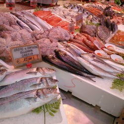 Mercato Comunale Wagner - Fresh seafood.