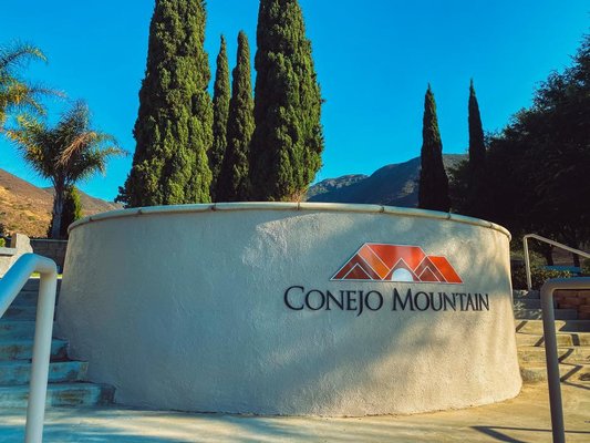 CONEJO MOUNTAIN FUNERAL HOME, MEMORIAL PARK & CREMATORY - Updated