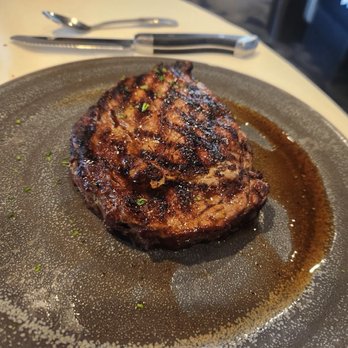 Morton's The Steakhouse - Steakhouses Near Me - Coral Gables, Florida
