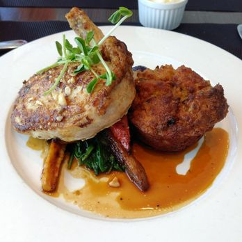 360 Restaurant - Canadian (New) Near Me - Toronto, Ontario