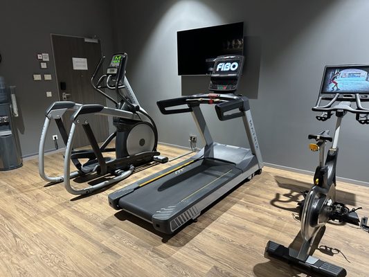 Moxy Munich Airport by null