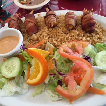 El Jalapeno - Camarones Vallarta - Fried shrimp with bacon, ham and cheese, special dressing served with rice and beans - Mexican Near Me - Hemet, California El Jalapeno - Camarones Vallarta - Fried shrimp with bacon, ham and cheese, special dressing served with rice and beans - Mexican Near Me - Hemet, California