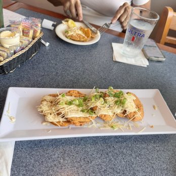 McElroy's Harbor House - Fried green tomatoes - Seafood Near Me - Biloxi, Mississippi