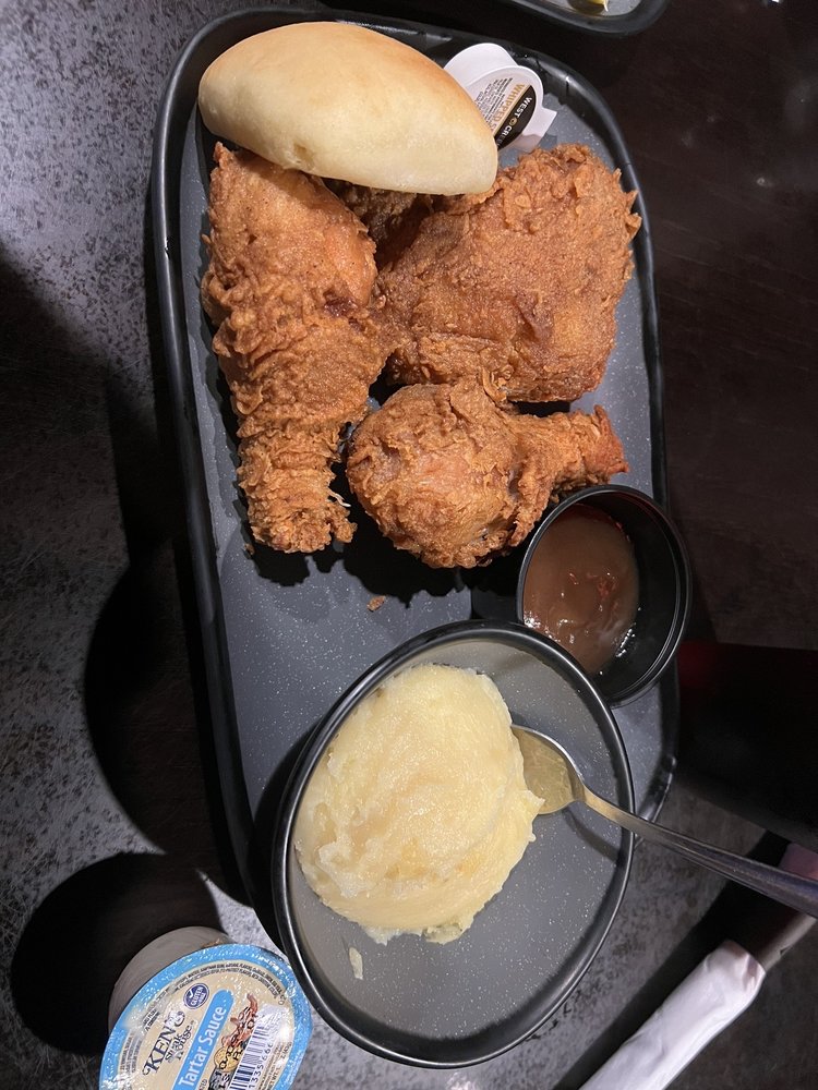 THE WICKED WHEEL BAR & GRILL in 10025 Hutchison Blvd, Panama City Beach