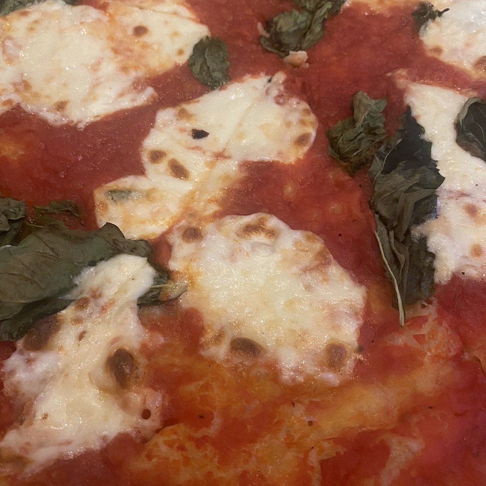 Enza - Margherita Pie - Pizza Near Me - Wyndmoor, Pennsylvania