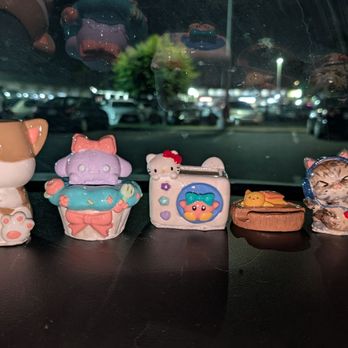 Micha - Post-glaze ceramics - Paint & Sip Near Me - Garden Grove, California Micha - Post-glaze ceramics - Paint & Sip Near Me - Garden Grove, California