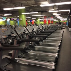 Blink Fitness - 125th - Cardio heaven lol