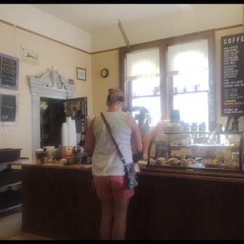 Cafe Rosetta - Order here please - Coffee & Tea Near Me - Calumet, Michigan Cafe Rosetta - Order here please - Coffee & Tea Near Me - Calumet, Michigan