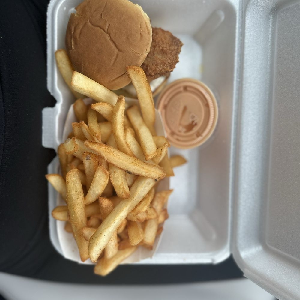 Burger 7 - Burgers Near Me - Falls Church, Virginia