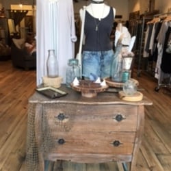 Bungalow Boutique