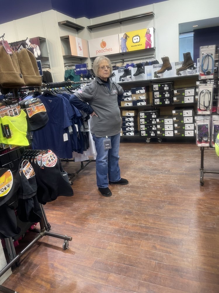 WORK ‘N GEAR Updated July 2024 4954 Great Northern Mall, North