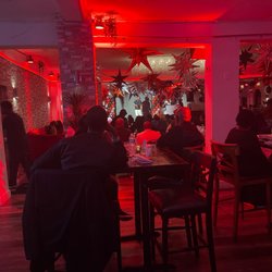 Randy's Restaurant and Lounge - Malcolm Jamal-Warner