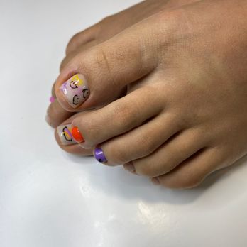 Poturidi Nails - Nail Salons Near Me - Sherman Oaks, California Poturidi Nails - Nail Salons Near Me - Sherman Oaks, California