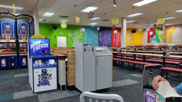 Chuck E Cheese Updated August 2025 114 Photos 37 Reviews 6637 Governor Ritchie Hwy Chuck E Cheese Updated August 2025 114 Photos 37 Reviews 6637 Governor Ritchie Hwy