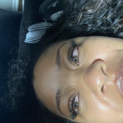 Lash’n  Out Loud