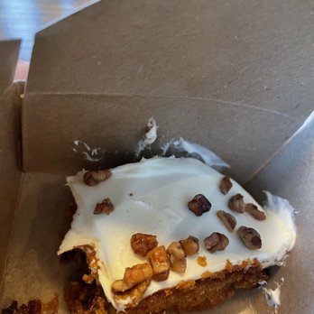Crosby's Kitchen - Carrot Cake to go - American Near Me - Chicago, Illinois