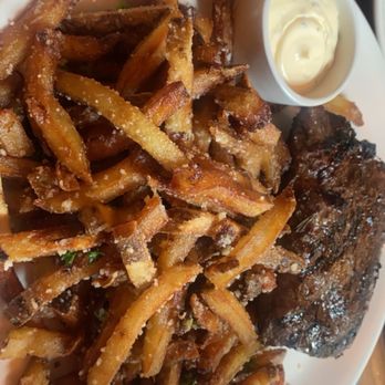 Tavern on the Square - Steak and fries - New American Near Me - New Wilmington, Pennsylvania