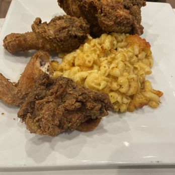 Zen Dining Lounge - Crispy Fried Chicken with Mac & Cheese - Bars Near Me - Wappingers Falls, New York