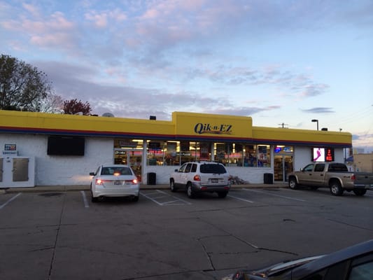 Qik N Ez Convenience Stores 1510 E Vernon Ave Normal Il United States Phone Number