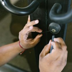 A-1 Locksmith Security & Safes