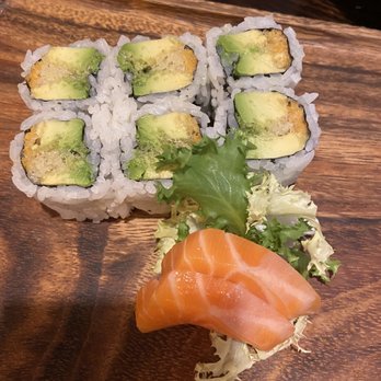 E sushi 2 - spicy Avocado Roll - Sushi Bars Near Me - Brooklyn, New York