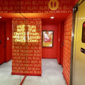 Mr Charlie's - Fast Food Near Me - Santa Monica, California