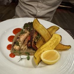 Soluna Restaurant - Mojo octopus