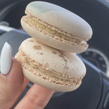 Coffee Story - Pistachio & White Chocolate Macadamia Nut Macaron - Coffee & Tea Near Me - Aurora, Colorado Coffee Story - Pistachio & White Chocolate Macadamia Nut Macaron - Coffee & Tea Near Me - Aurora, Colorado