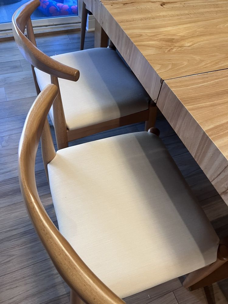 Hector's Upholstery - upholstery in Chicago, IL