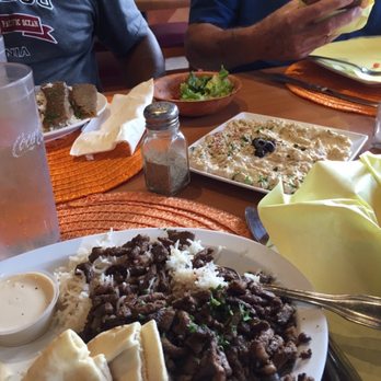 Maan's Mediterranean Grill - Mediterranean Near Me - Oceanside, California