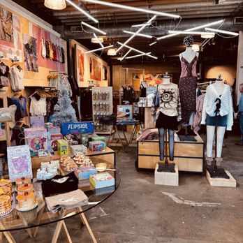 Urban Outfitters - Men's Clothing Near Me - Pasadena, California Urban Outfitters - Men's Clothing Near Me - Pasadena, California