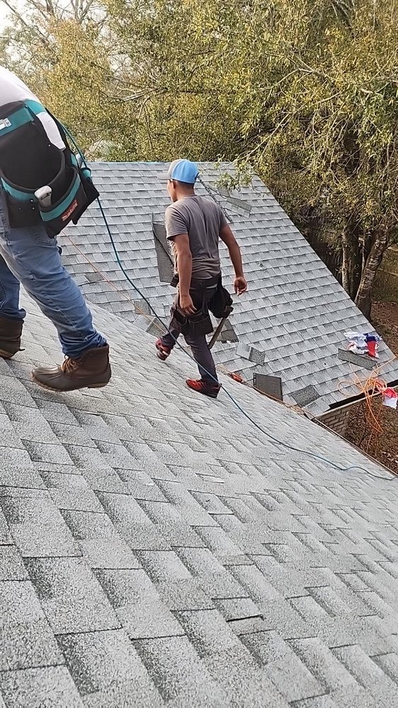 Slide of New Horizon Roofing and Exteriors