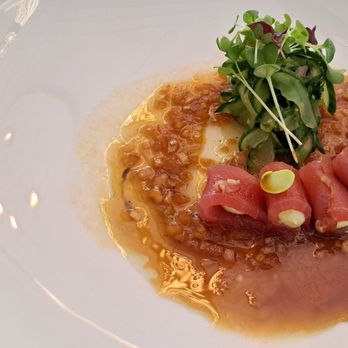 Lohninger Restaurant - Yellowfin Tuna Sashimi, Edamame-Tofu-Creme Shiso-Gurkensalat, Matsuhisa-Dressing / Yellowfin tuna sashimi, edamame tofu. 2024 09 06. M0. - Austrian Near Me - Frankfurt, HE Lohninger Restaurant - Yellowfin Tuna Sashimi, Edamame-Tofu-Creme Shiso-Gurkensalat, Matsuhisa-Dressing / Yellowfin tuna sashimi, edamame tofu. 2024 09 06. M0. - Austrian Near Me - Frankfurt, HE