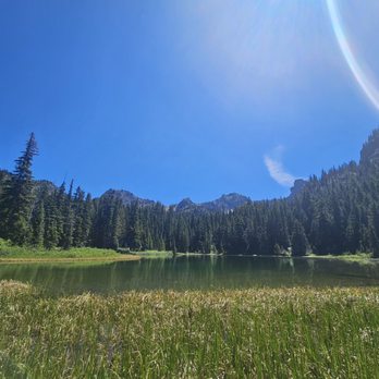 Crystal Peaks Trailhead - Crystal Lake - Hiking Near Me - Enumclaw, Washington Crystal Peaks Trailhead - Crystal Lake - Hiking Near Me - Enumclaw, Washington
