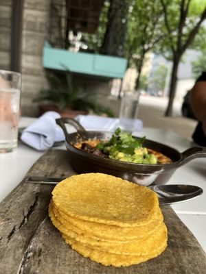 La Condesa by null