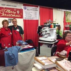 Aunt Linda's Closet-Machine Embroidery - Carl and Linda at Colorado Country Christmas Show