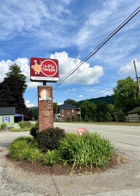 The Pie Shoppe by null