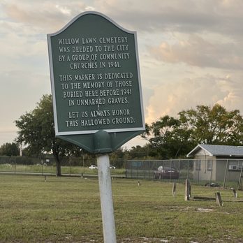 Willow Lawn Cemetery - Funeral Services & Cemeteries Near Me - Lake Wales, Florida Willow Lawn Cemetery - Funeral Services & Cemeteries Near Me - Lake Wales, Florida