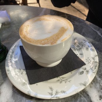 Violet Bistro - Cappuccino. - French Near Me - Los Angeles, California Violet Bistro - Cappuccino. - French Near Me - Los Angeles, California