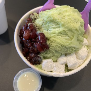 Salju Dessert - Green tea with red bean and mochi - Desserts Near Me - Alhambra, California Salju Dessert - Green tea with red bean and mochi - Desserts Near Me - Alhambra, California