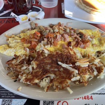Good Day Cafe - Colorado Omelette with a Waffle - Breakfast & Brunch Near Me - Arlington, Texas