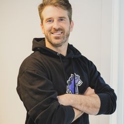 Purple Cow Internet - Founder accepting award