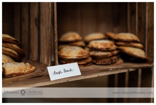 Sara's Bakery - featuring Tipsy Pies by null