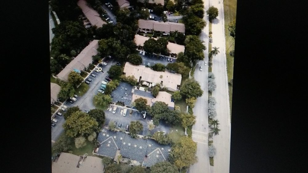 Slide of Payton Roofing